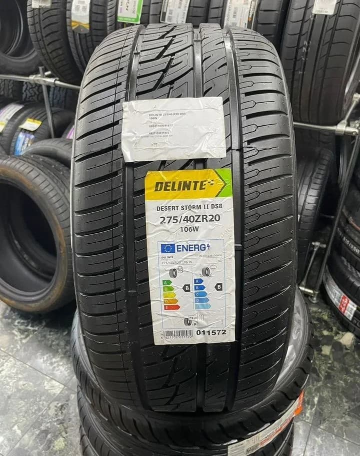 Delinte DS8 275/40 R20 106W